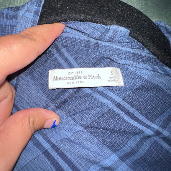 Abercrombie & Fitch women’s long sleeve button up - Picture 3 of 6